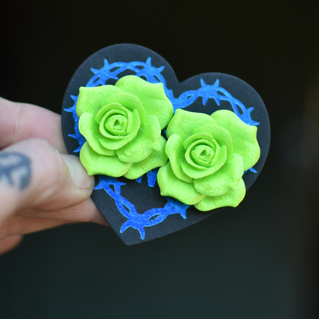 Rose nappikorvakorut