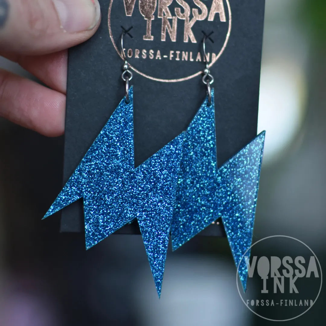 Maija Vilkkumaa korvikset | Vorssa Ink